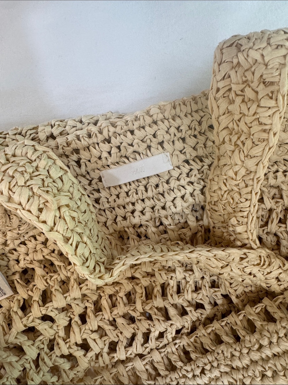H&M Raffia tote - Picture 3 of 3